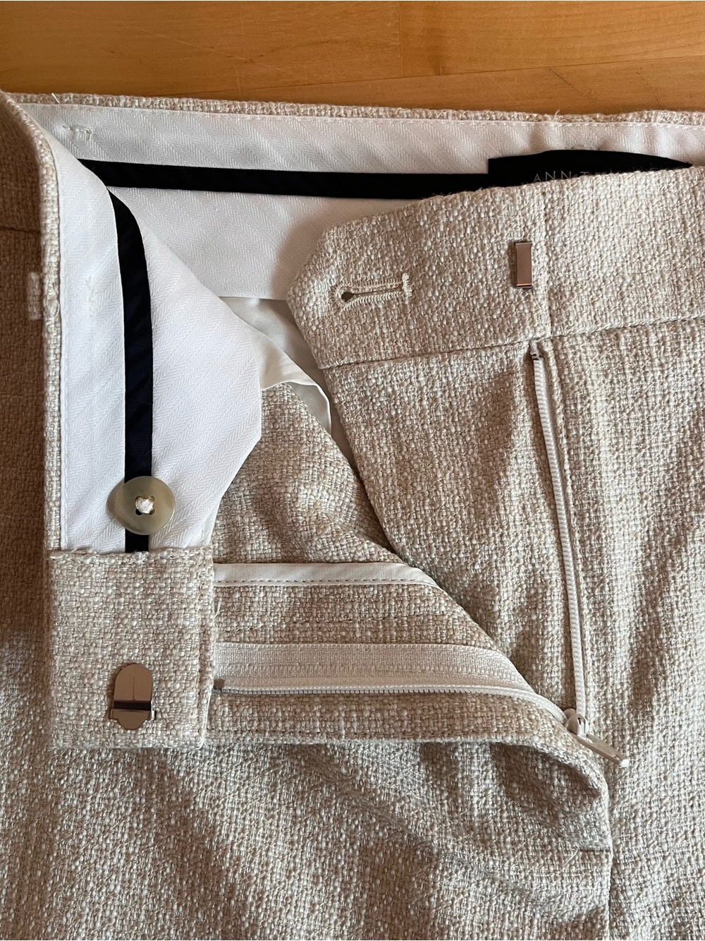 NWT Ann Taylor Beige Textured The Ankle Pant Business Casual Career Preppy Sz 8 - Picture 7 of 11